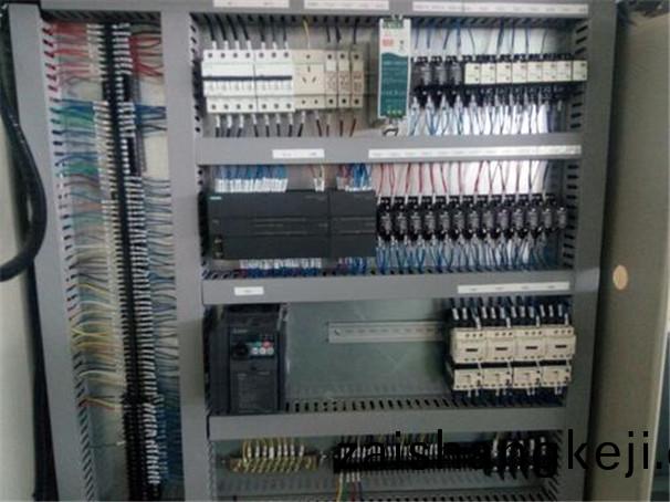 plc自(zi)動(dong)控製櫃原理