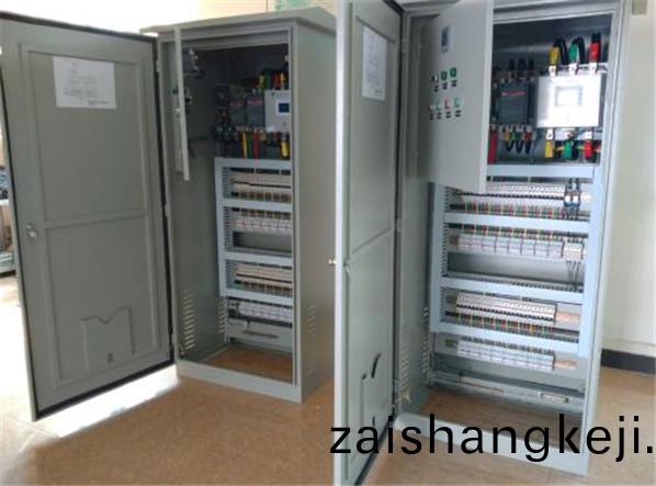 智(zhi)能PLC控(kong)製(zhi)箱(xiang)